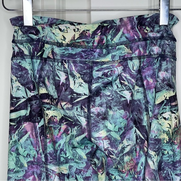 Lululemon Leggings 8 Inspire Tight Iridescent Pants Womens Blue Running Pants - Picture 10 of 16